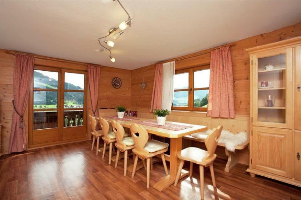 Haus Waldhof Apartment Brixen im Thale Exterior photo